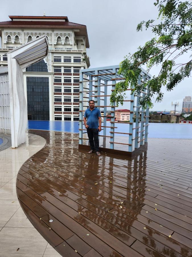 Nusa Luxurious Suite Kota Bharu Esterno foto