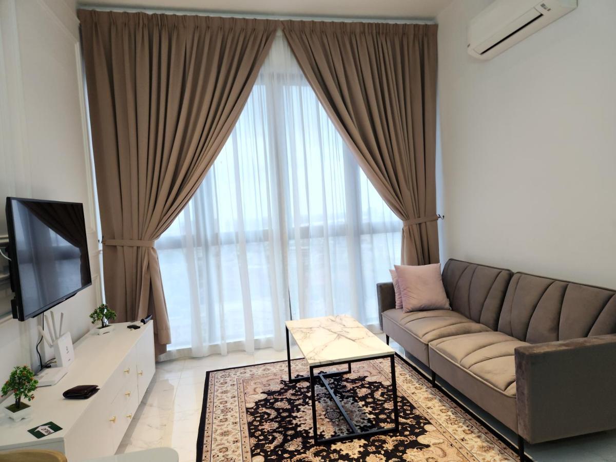 Nusa Luxurious Suite Kota Bharu Esterno foto