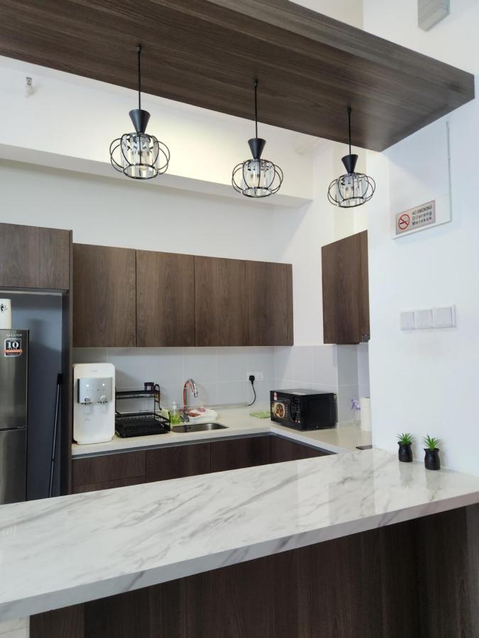 Nusa Luxurious Suite Kota Bharu Esterno foto