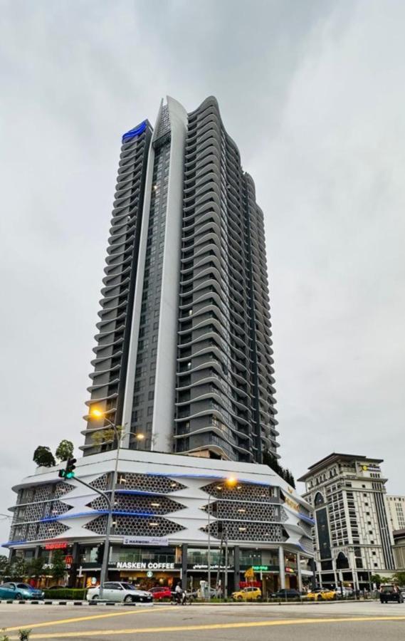 Nusa Luxurious Suite Kota Bharu Esterno foto