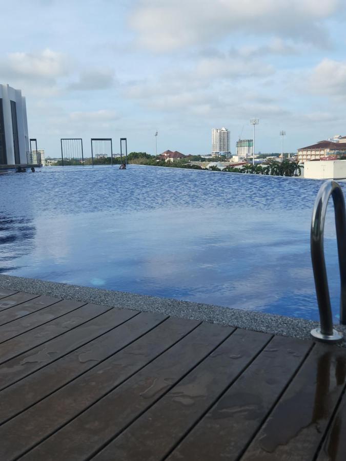 Nusa Luxurious Suite Kota Bharu Esterno foto
