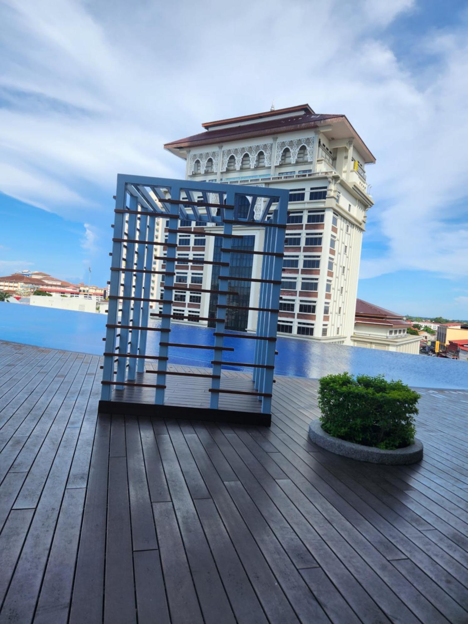 Nusa Luxurious Suite Kota Bharu Esterno foto